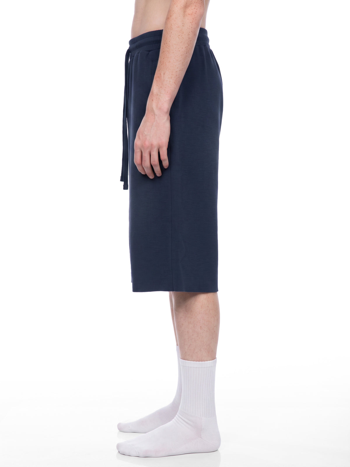 "Go Fly a Kite" Korean Edition Longline Fleece Shorts